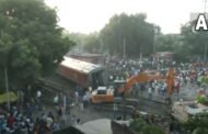 बिहार कें रघुनाथपुर में बड़ा ट्रेन हादसा : 5 यात्रियों की मौत, 60 से ज्यादा यात्री घायल पूरी ट्रेन पटरी से उतरी, 2 बोगियां पलटी