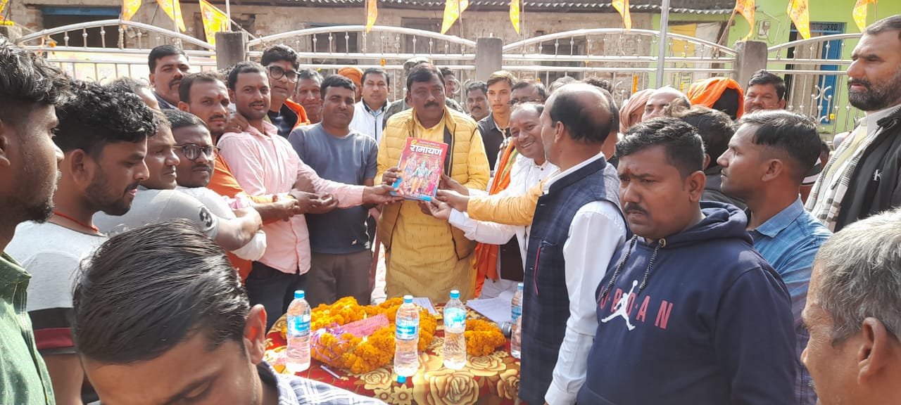 अरका सुगी ठाकुरवाड़ी मंदिर निर्माण समिति के संरक्षक बने पांकी विधायक ।