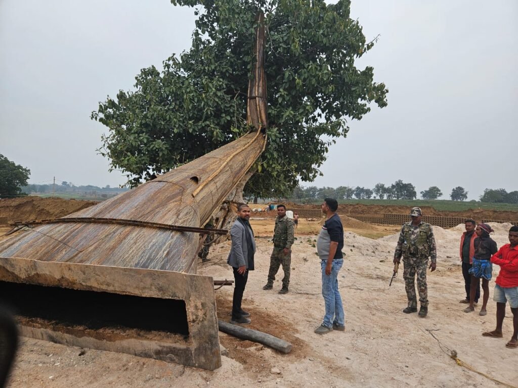 उपायुक्त के निर्देश पर डीएमओ का मनातू में बड़ी कार्रवाई