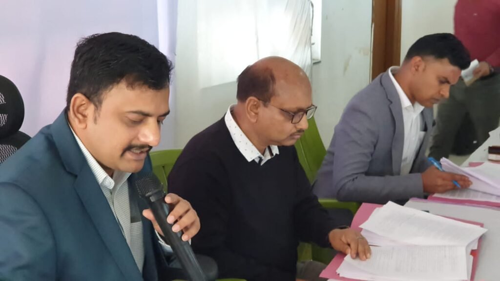 पलामू - जिले में मैट्रिक के 71 एवं इंटर की 37 सेंटर पर होगी परीक्षा