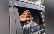 बड़ी खबर : हाईकोर्ट में हेमंत सोरेन की याचिका पर कुछ देर में होगी सुनवायी, वहीं सुबह 11 बजे स्पेशल कोर्ट में हो सकती है पूर्व CM की पेशी