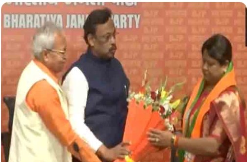  बड़ी खबर : सीता सोरेन ने BJP किया ज्वाइन,लोकसभा में टिकट दे सकती है पार्टी, गिरिडीह या धनबाद से उतार सकती है पार्टी