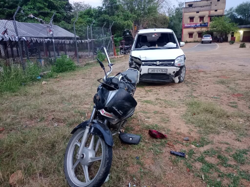 किशुनपुर तरहसी मुख्य पथ पर बाइक और फोर व्हीलर मे भीषण टक्कर एक की मौत !