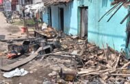 तरहसी के मिडिल स्कूल चौक पर किराना दुकान में लगी आग लाखों के सामान जलकर राख।