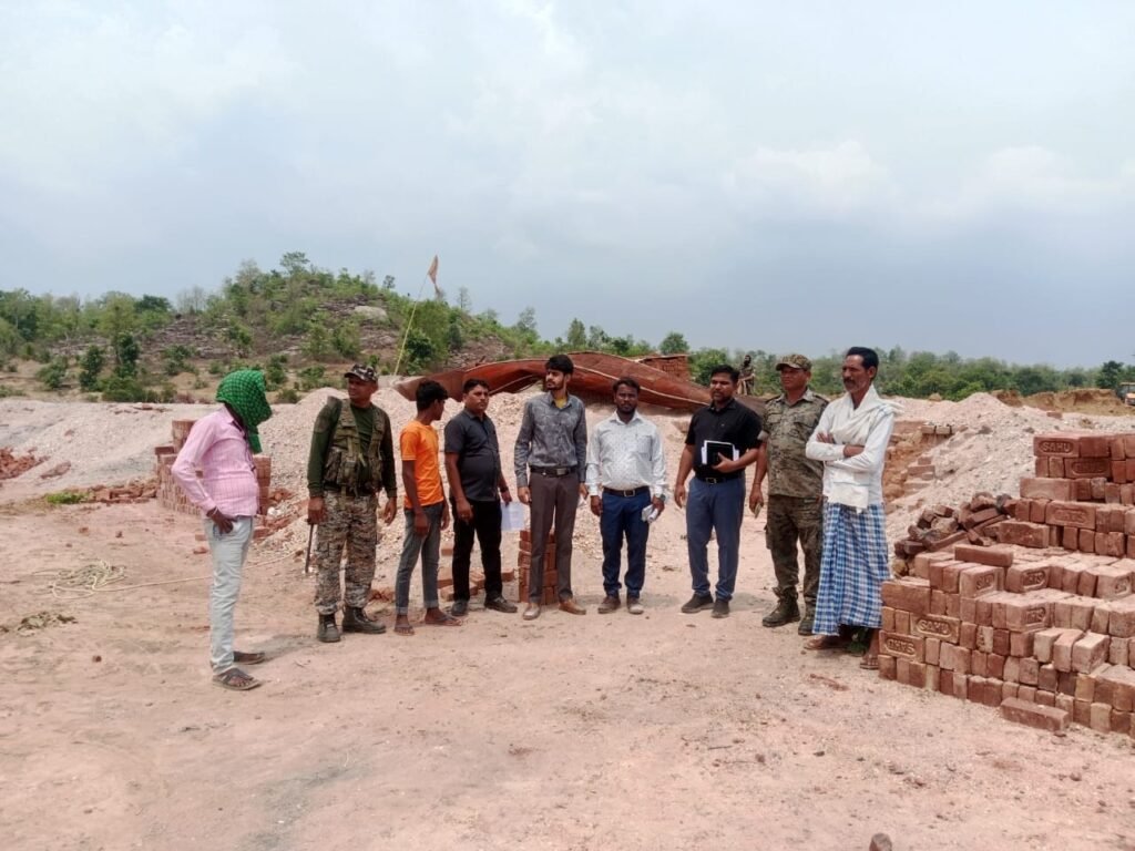 उपायुक्त के निर्देश पर अवैध ईट भट्ठा के विरुद्ध डीएमओ की छापेमारी