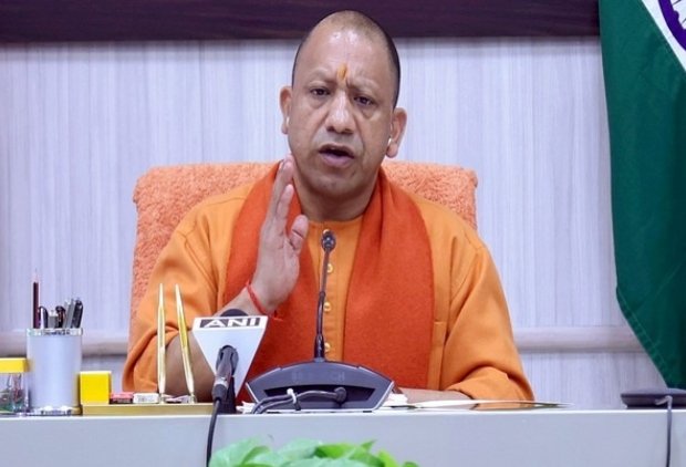 बड़ी खबर : यूपी में खाने-पीने की दुकानों पर लगानी होगी 'नेमप्लेट', कांवड़ यात्रा मार्ग को लेकर सीएम योगी का बड़ा फैसला