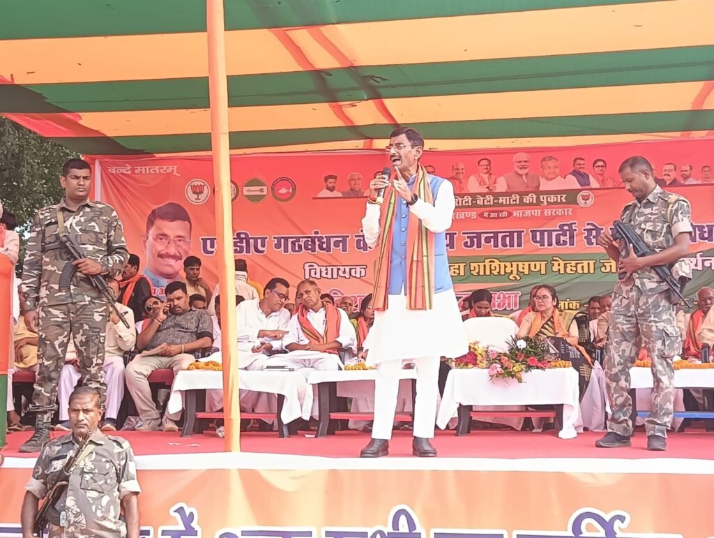 लुटेरी और झूठी सरकार को उखाड़ फेंकने की जरूरत है : संजय सेठ