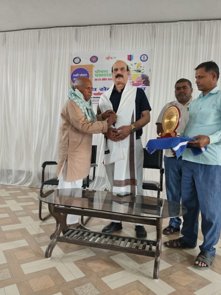 शिक्षा के जरिए व्यक्ति और समाज दोनों का विकास होता है _ कुलपति