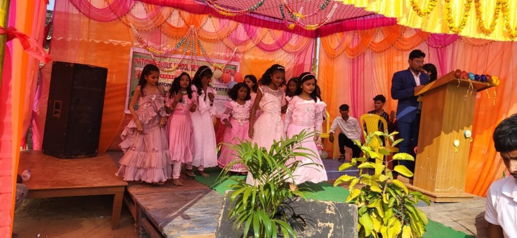 मनातू जैसे सुदूरवर्ती क्षेत्र में शिक्षा का अलख जगा रहा है नेशनल पब्लिक स्कूल : लाडले हसन