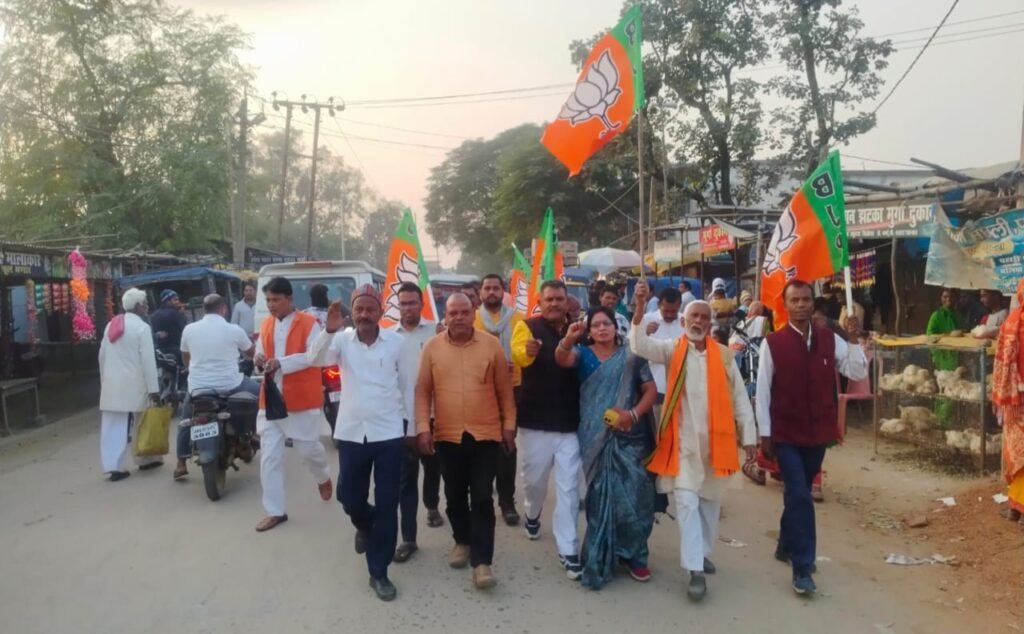 बिहार में एनडीए गठबंधन की अप्रत्याशित जीत पर पांकी में निकाला गया भव्य विजय जुलूस।