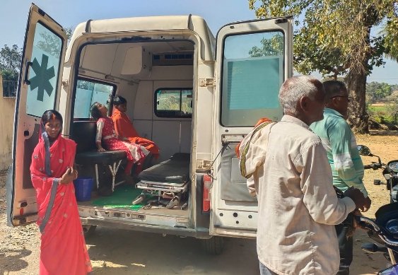 पलामू: पांकी के द्वारिका में महाशिवरात्रि मेले में 'जहर' बने गोलगप्पे, दर्जनों बच्चे बीमार; स्वास्थ्य विभाग की सुस्ती से बढ़ा आक्रोश