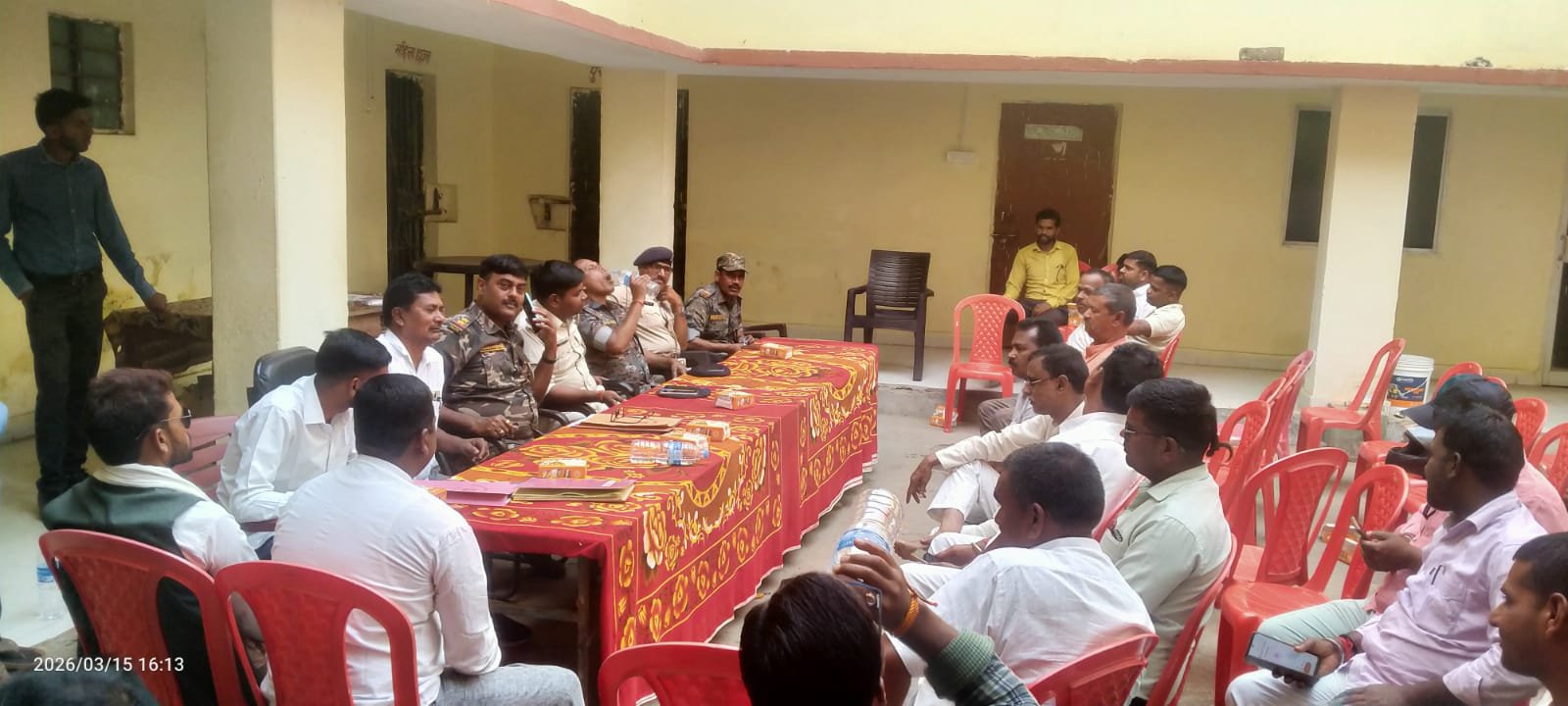 तरहसी में शांति समिति की बैठक संपन्न: आपसी भाईचारे के साथ मनाएं रामनवमी, ईद और सरहुल