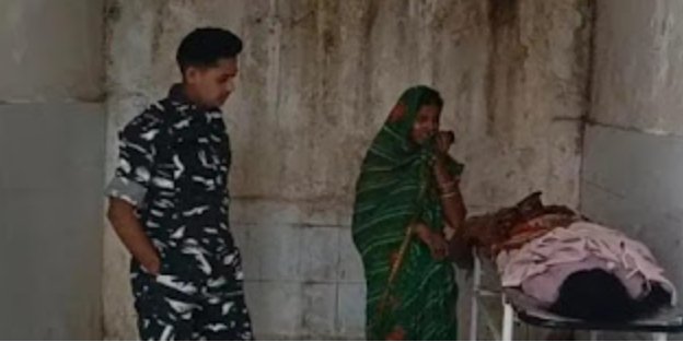 पलामू: लेस्लीगंज में 17 वर्षीय किशोरी ने की आत्महत्या, मोबाइल पर हुई बातचीत के बाद उठाया खौफनाक कदम